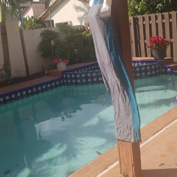 Dress - Picture 4 of 5